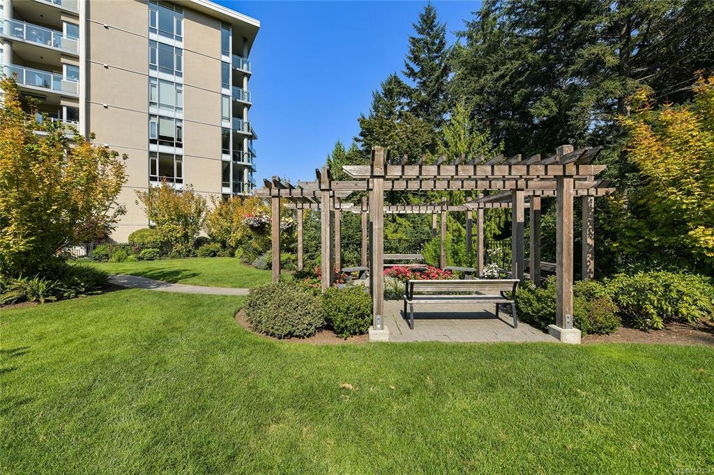 406-5388 Hill Rise Terrace, Saanich, BC, V8Y 3K2 - 49