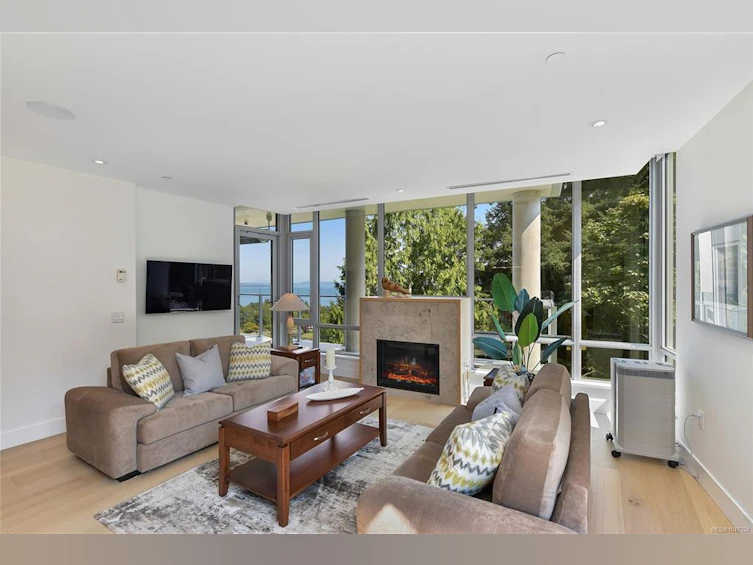 406-5388 Hill Rise Terrace, Saanich, BC, V8Y 3K2 - 5