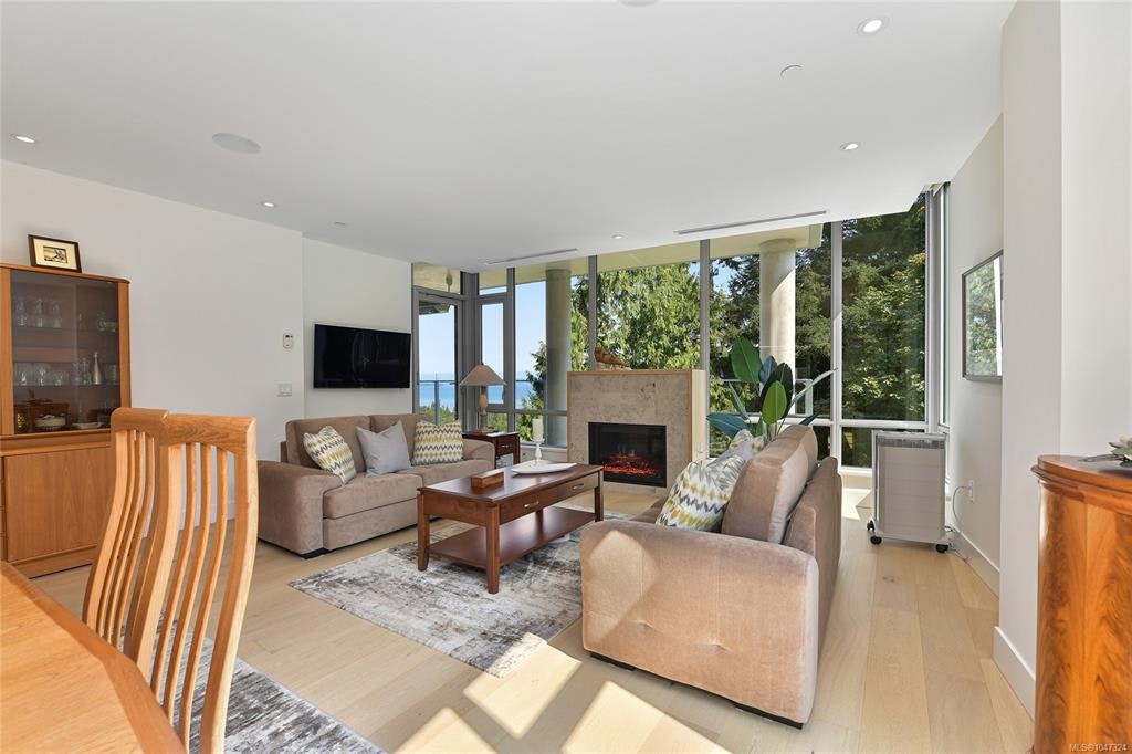 406-5388 Hill Rise Terrace, Saanich, BC, V8Y 3K2 - 7