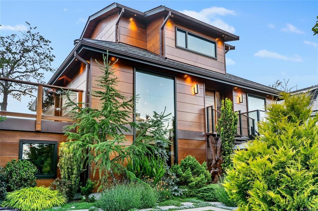 626 Monterey Avenue, Oak Bay, BC, V8S 4T9