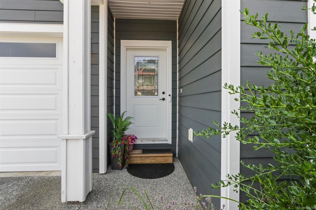 234 Golden Oaks Crescent - 3