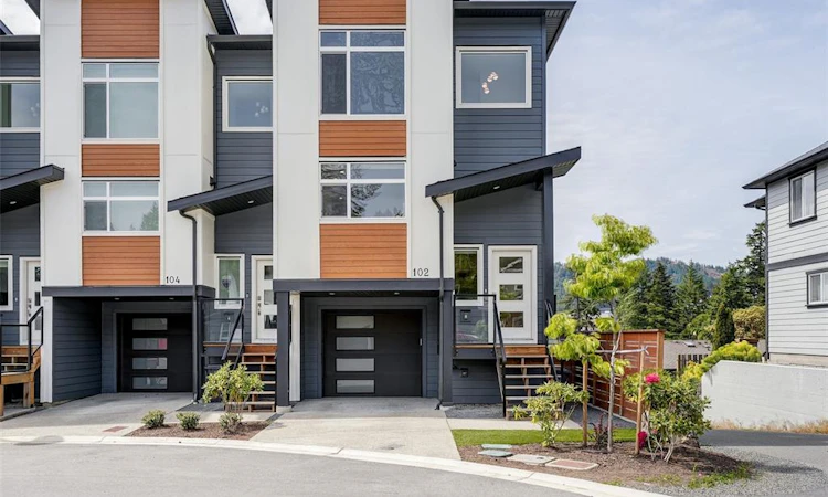 102-3559 Vision Way