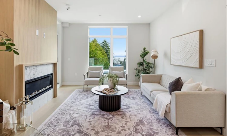 301-5229 Cordova Bay Road