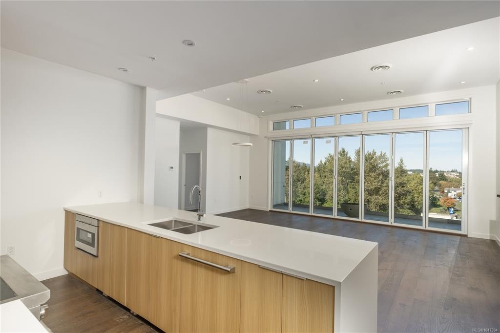 407-9570 Fifth Street - 4