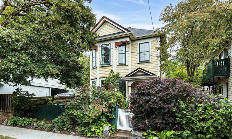 962 Fairfield Road