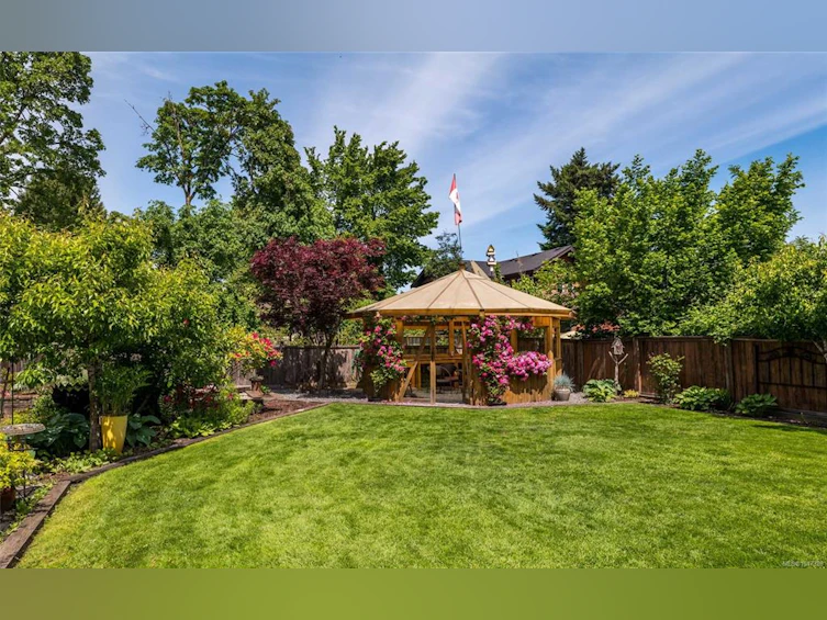 921 Marchmont Road, Duncan, BC, V9L 2M4 - 2
