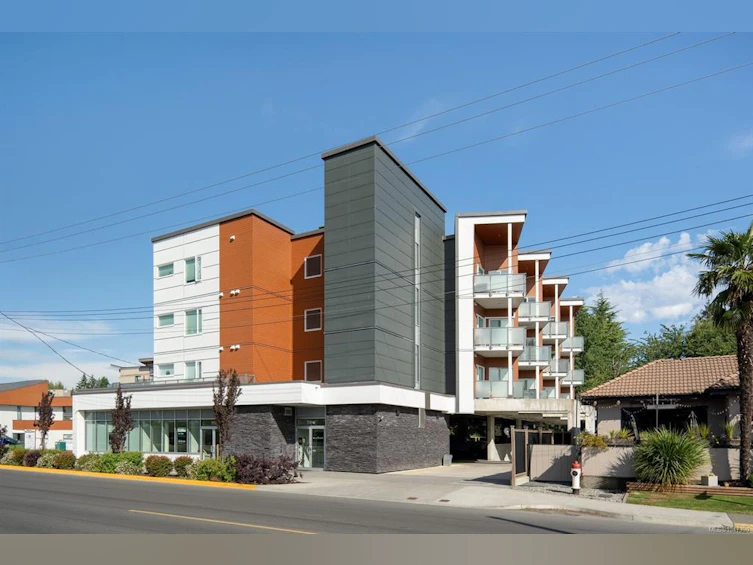 306-7098 Wallace Drive, Central Saanich, BC, V8M 1G9