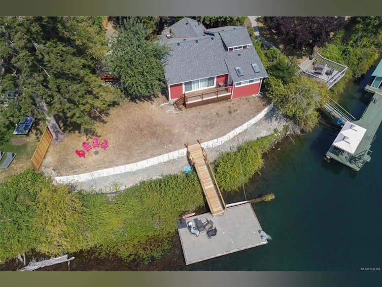 62 Gordon Road, Lake Cowichan, BC, V0R 2G0
