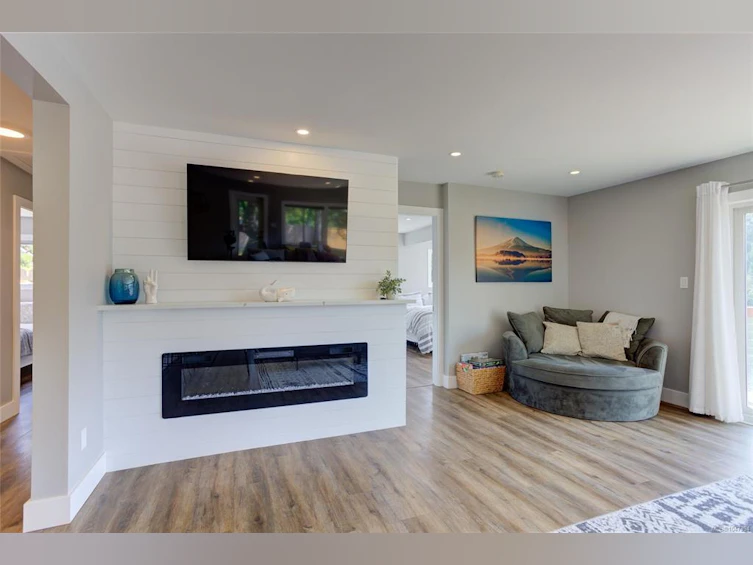 62 Gordon Road, Lake Cowichan, BC, V0R 2G0 - 11