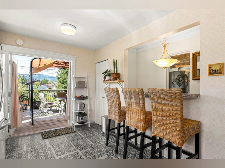 3391 Bevan Road, Cumberland, BC, V0R 1S0 - 17