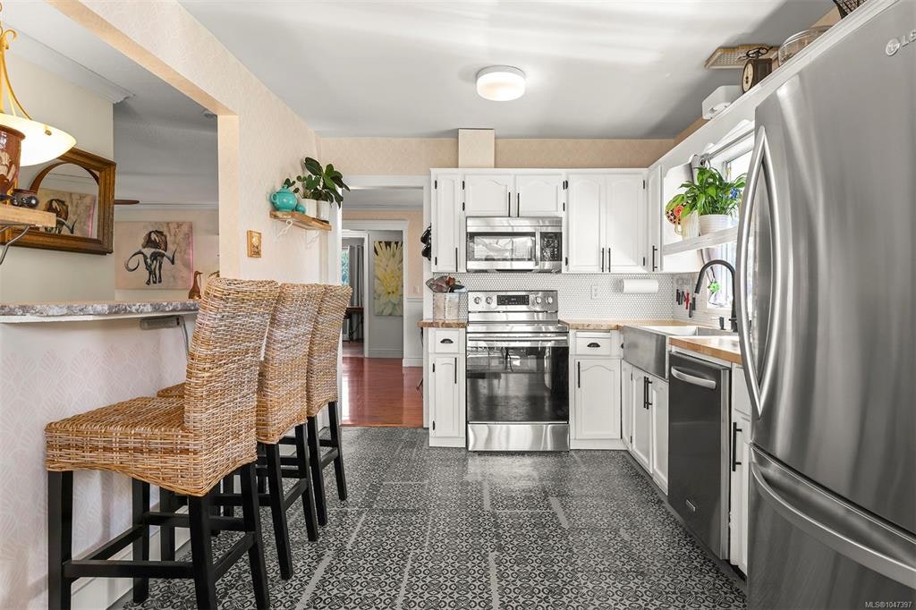 3391 Bevan Road, Cumberland, BC, V0R 1S0 - 18