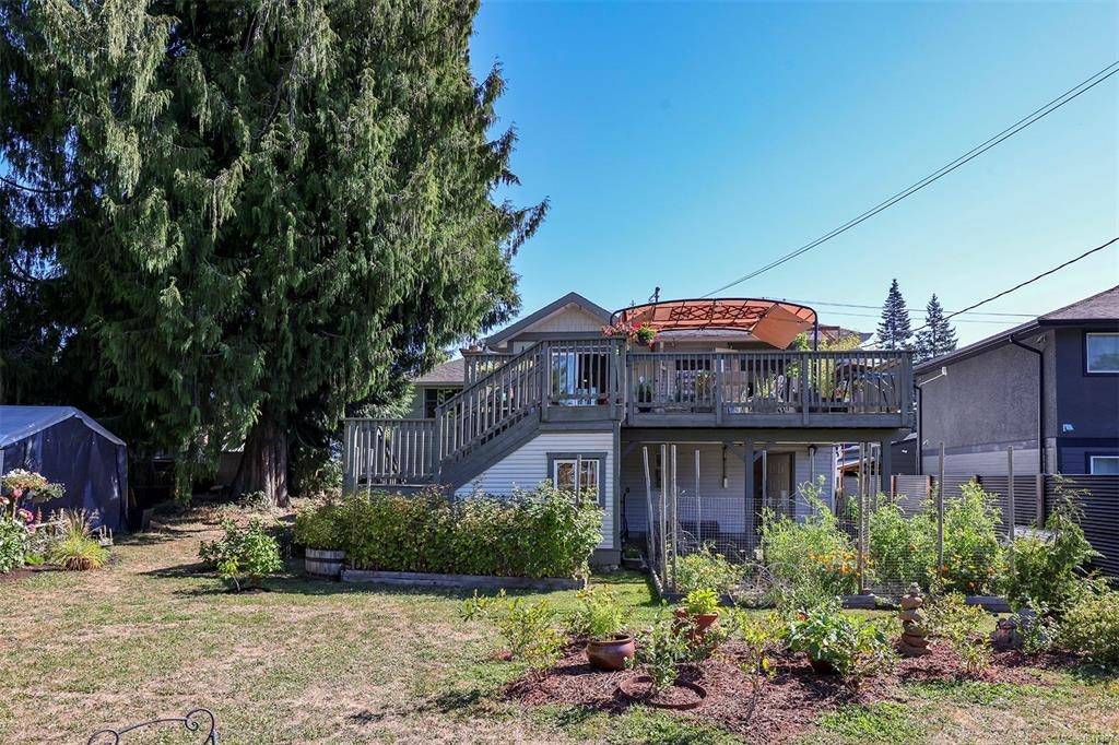 3391 Bevan Road, Cumberland, BC, V0R 1S0 - 41