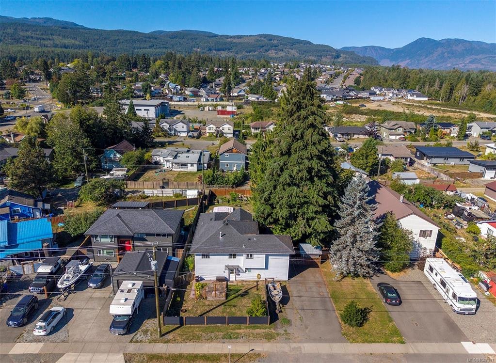 3391 Bevan Road, Cumberland, BC, V0R 1S0 - 9