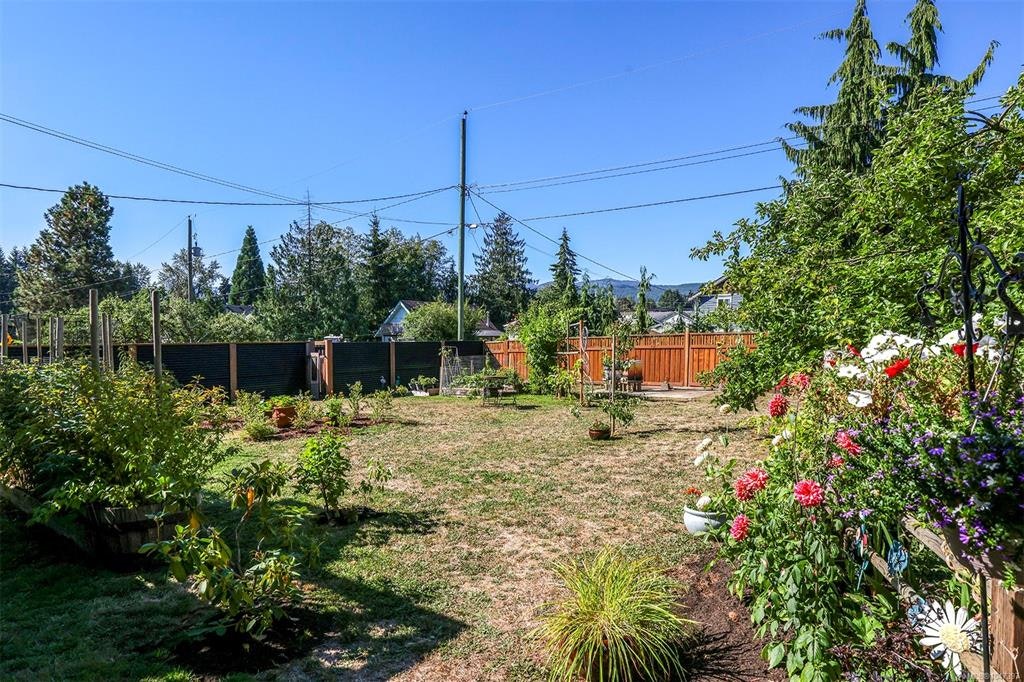 3391 Bevan Road, Cumberland, BC, V0R 1S0 - 29