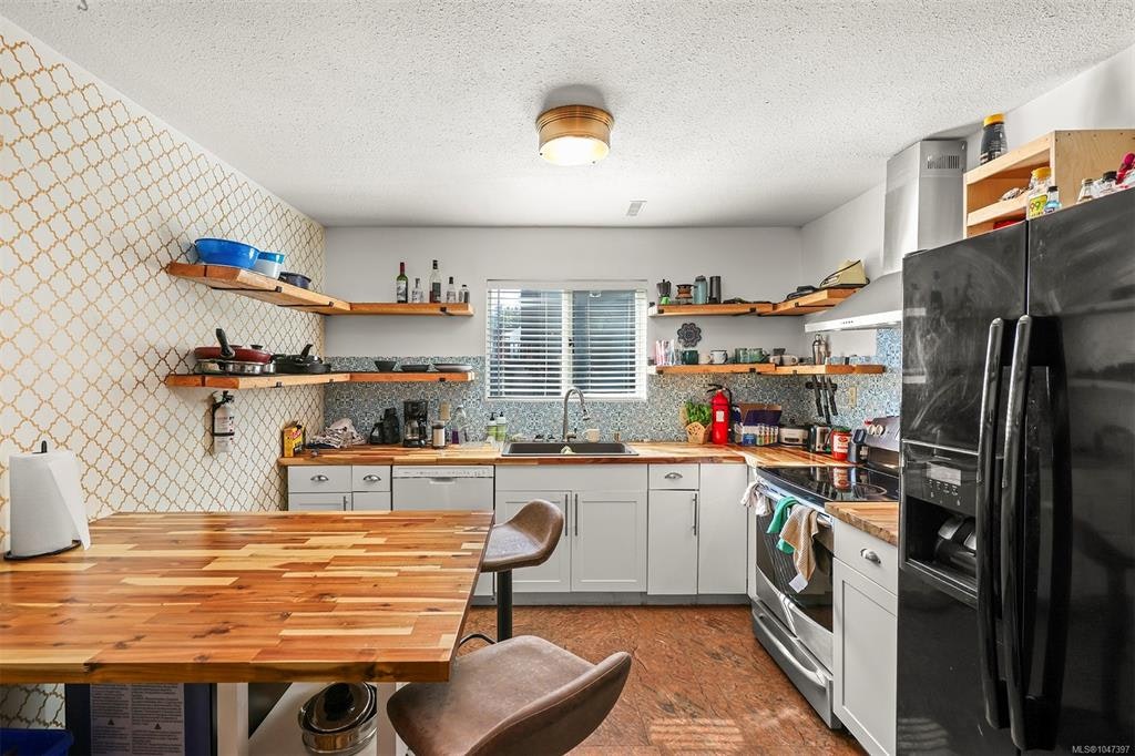 3391 Bevan Road, Cumberland, BC, V0R 1S0 - 36