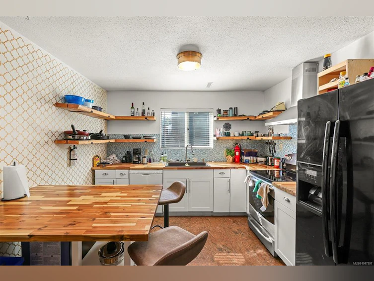 3391 Bevan Road, Cumberland, BC, V0R 1S0 - 36