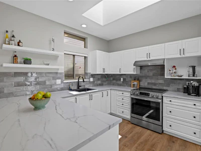 860 Lakes Boulevard - 5