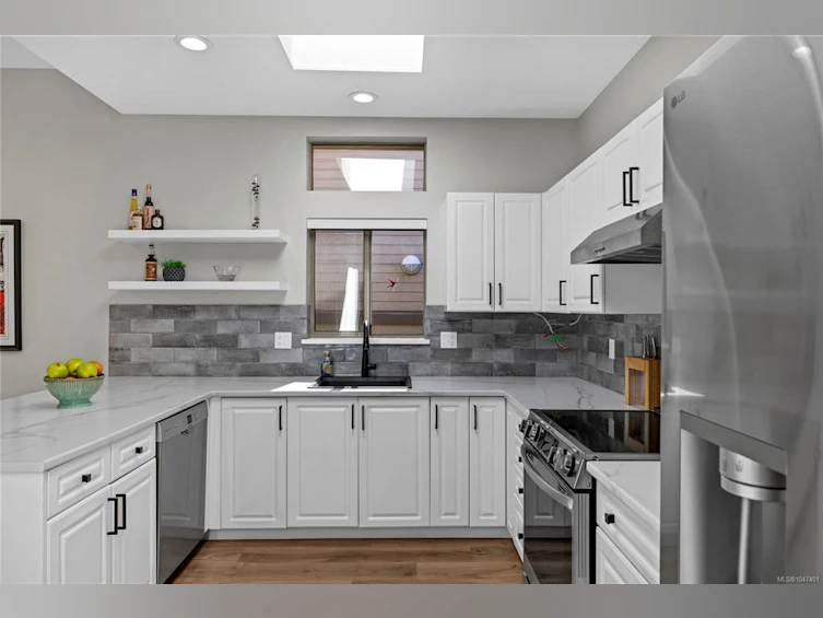 860 Lakes Boulevard, French Creek, BC, V9P 2P8 - 37