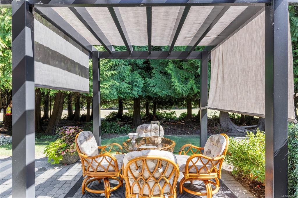 860 Lakes Boulevard, French Creek, BC, V9P 2P8 - 45
