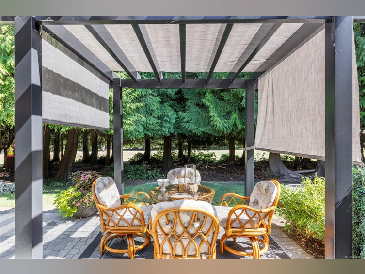 860 Lakes Boulevard, French Creek, BC, V9P 2P8 - 45