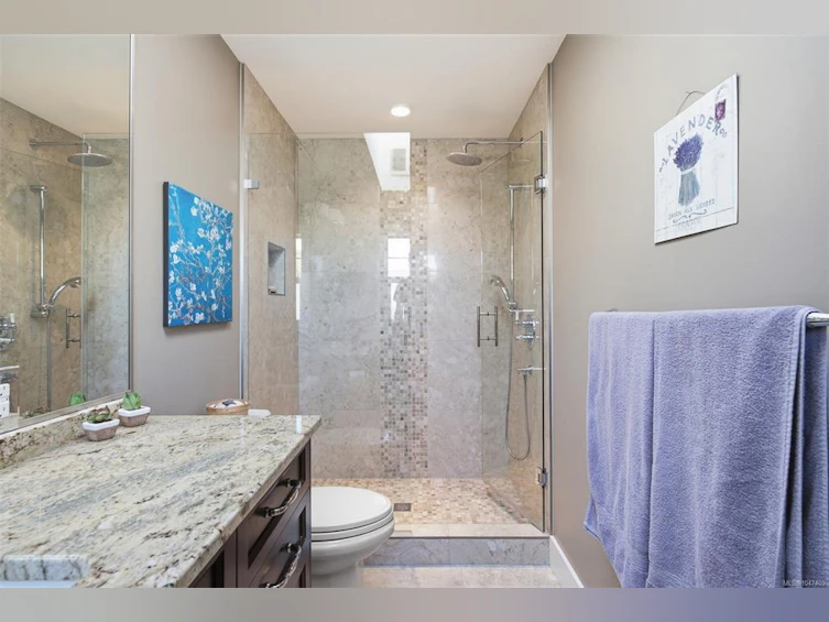 1115 Faithful Street, Victoria, BC, V8V 2R5 - 22