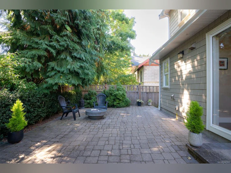 1115 Faithful Street, Victoria, BC, V8V 2R5 - 14