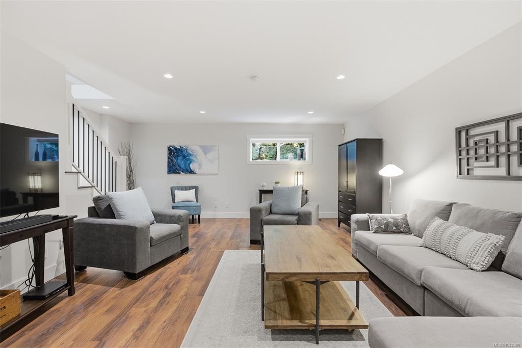 1115 Faithful Street, Victoria, BC, V8V 2R5 - 35