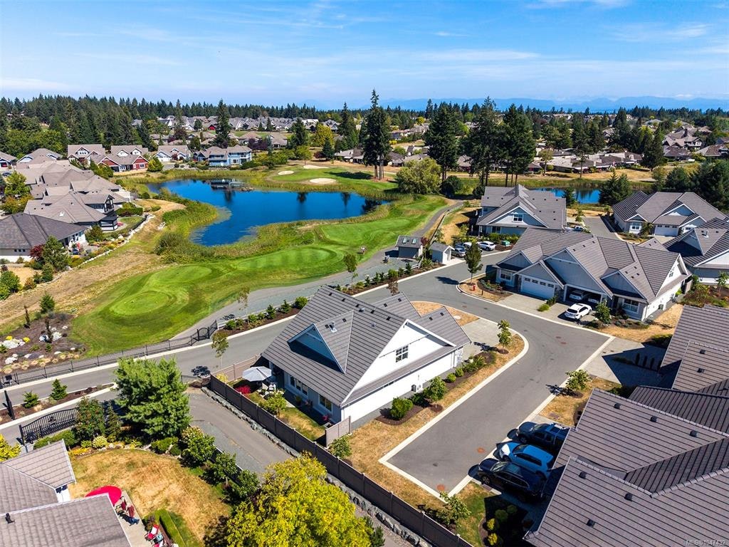 101-1444 Crown Isle Drive, Courtenay, BC, V9N 0B8