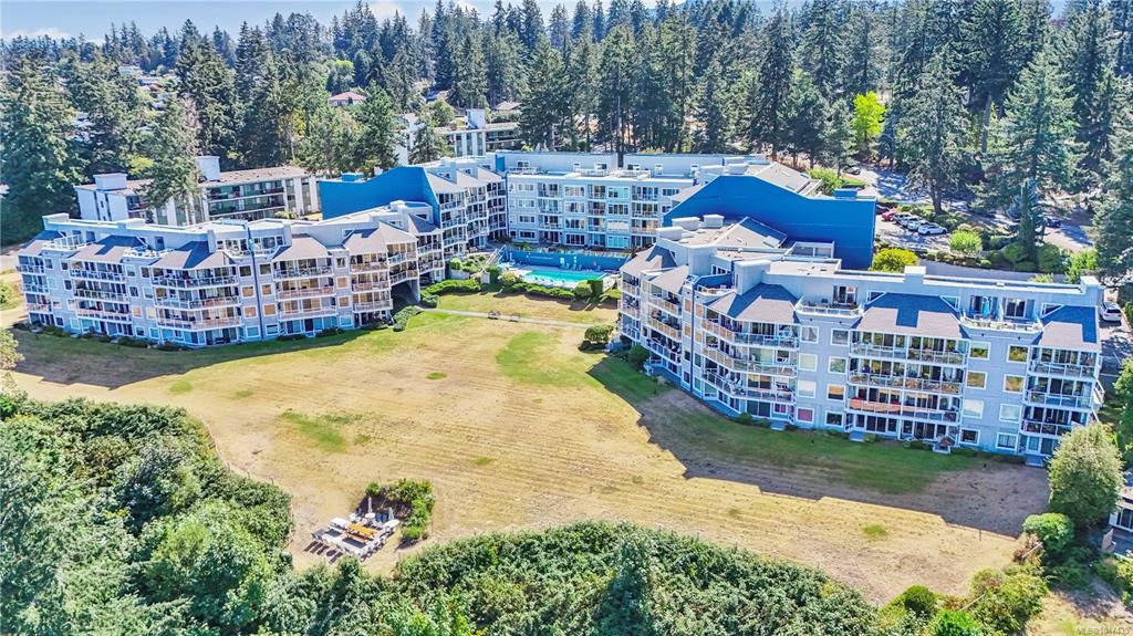 602-2560 Departure Bay Road, Nanaimo, BC, V9S 5P1