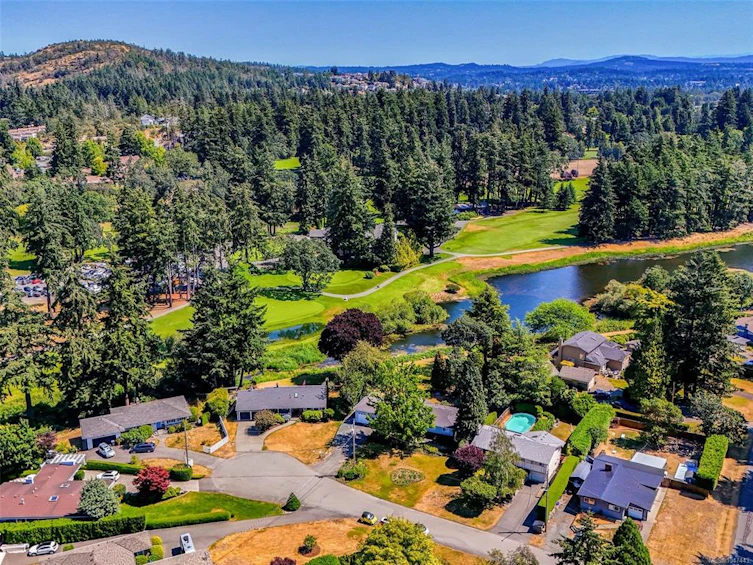 104 Leila Place, Colwood, BC, V9B 2J3 - 32