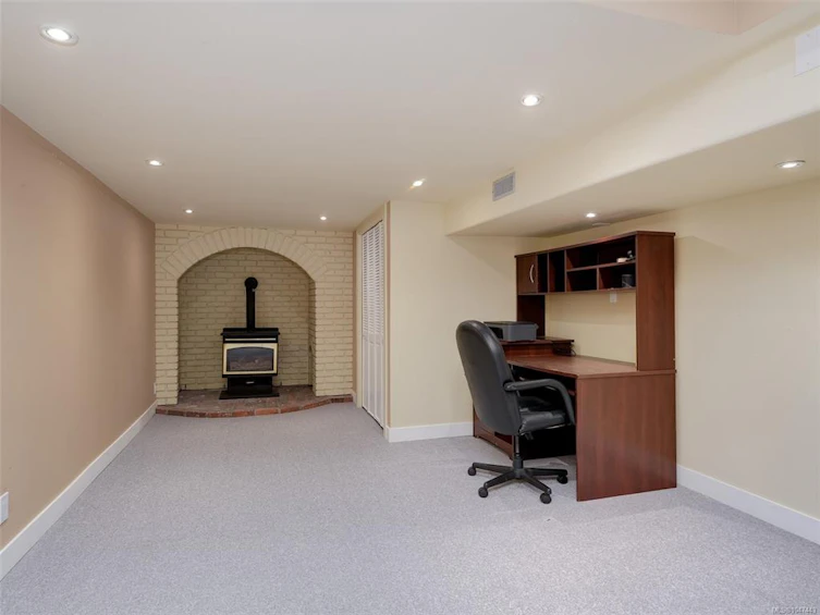 104 Leila Place, Colwood, BC, V9B 2J3 - 17