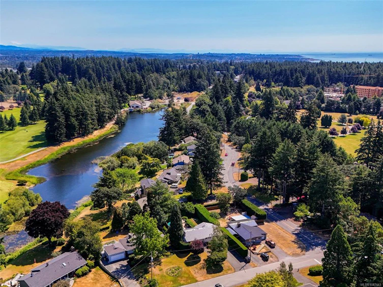 104 Leila Place, Colwood, BC, V9B 2J3 - 31