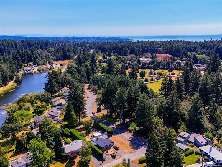 104 Leila Place, Colwood, BC, V9B 2J3 - 33