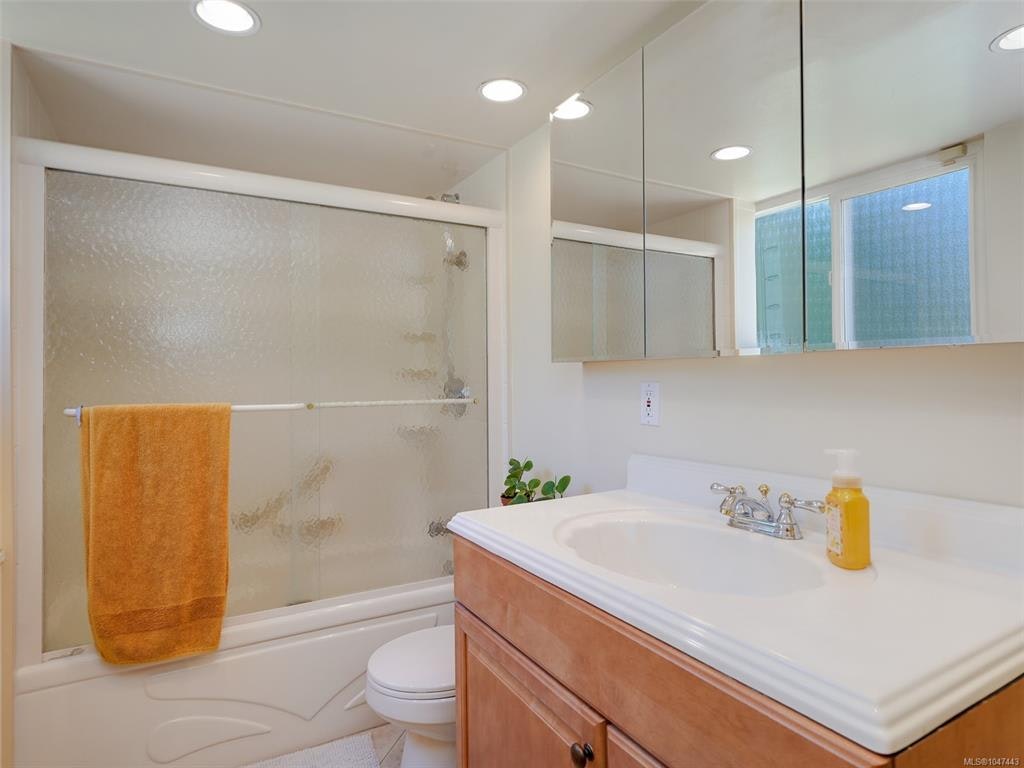 104 Leila Place, Colwood, BC, V9B 2J3 - 15