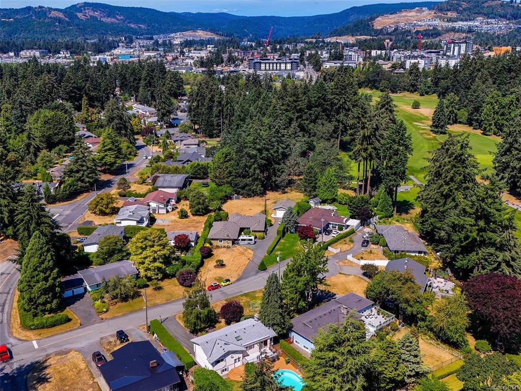 104 Leila Place, Colwood, BC, V9B 2J3 - 30