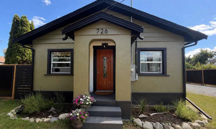 726 Bruce Avenue