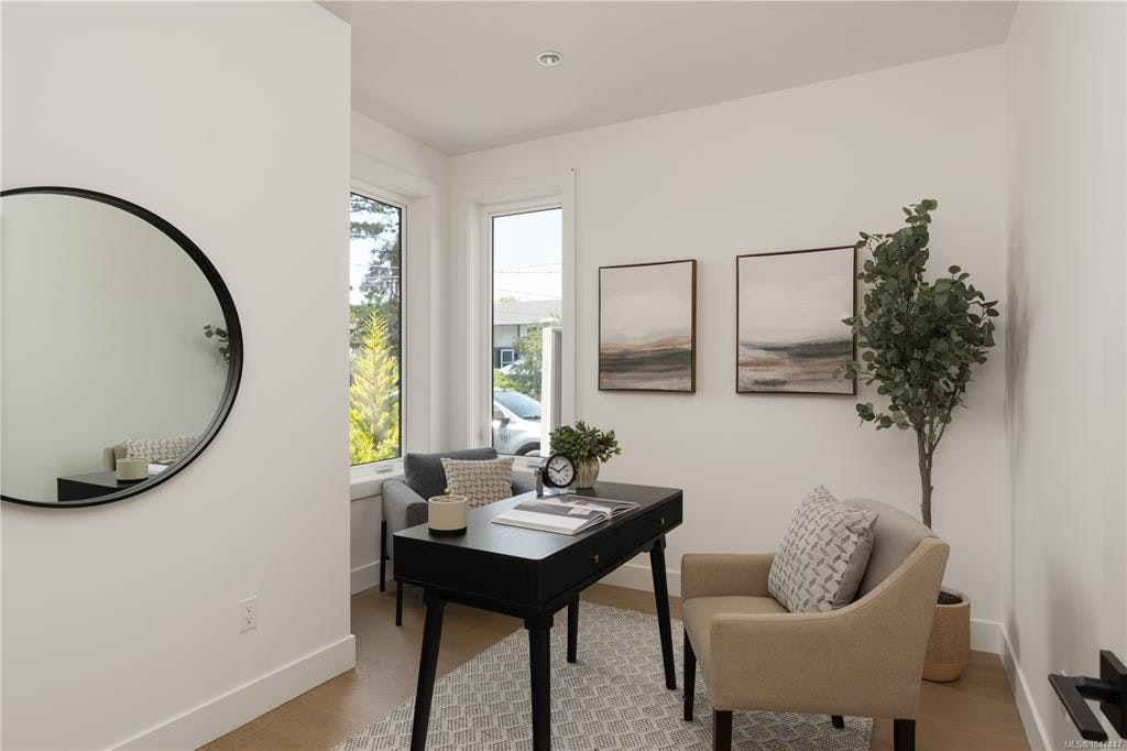 10013 Chicory Place, Sidney, BC, V8L 3N6 - 21