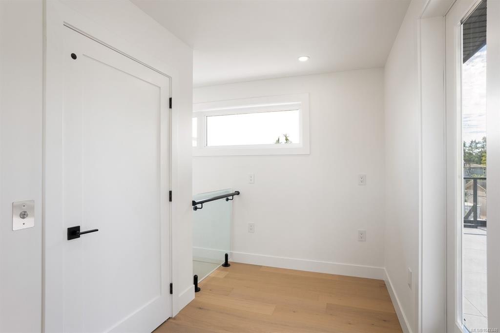 2292 Gail Place, Sidney, BC, V8L 2S2 - 33