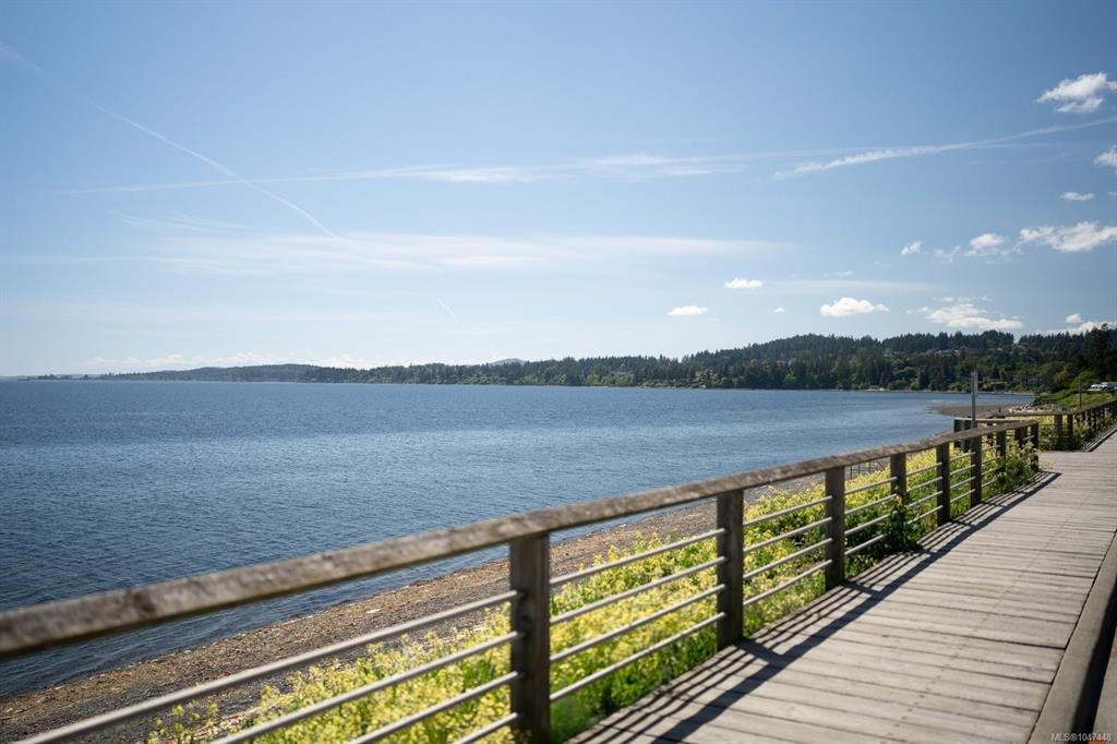2292 Gail Place, Sidney, BC, V8L 2S2 - 48