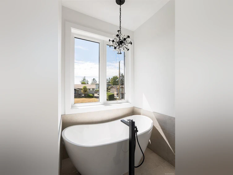 2292 Gail Place, Sidney, BC, V8L 2S2 - 24