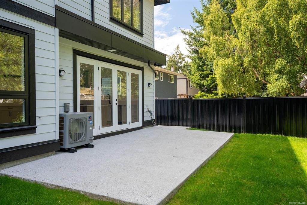 2292 Gail Place, Sidney, BC, V8L 2S2 - 41