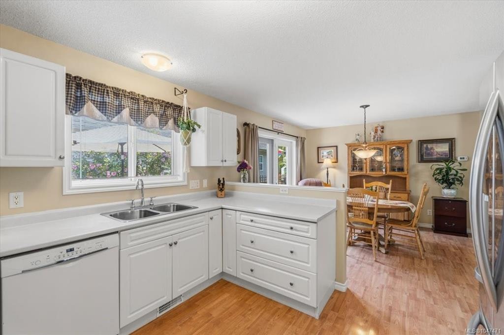 4065 Magnolia Drive, Nanaimo, BC, V9T 6B9 - 6