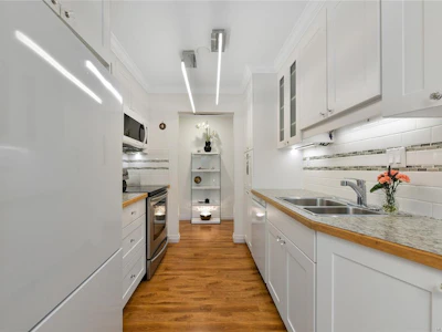 101-1035 Southgate Street - 5