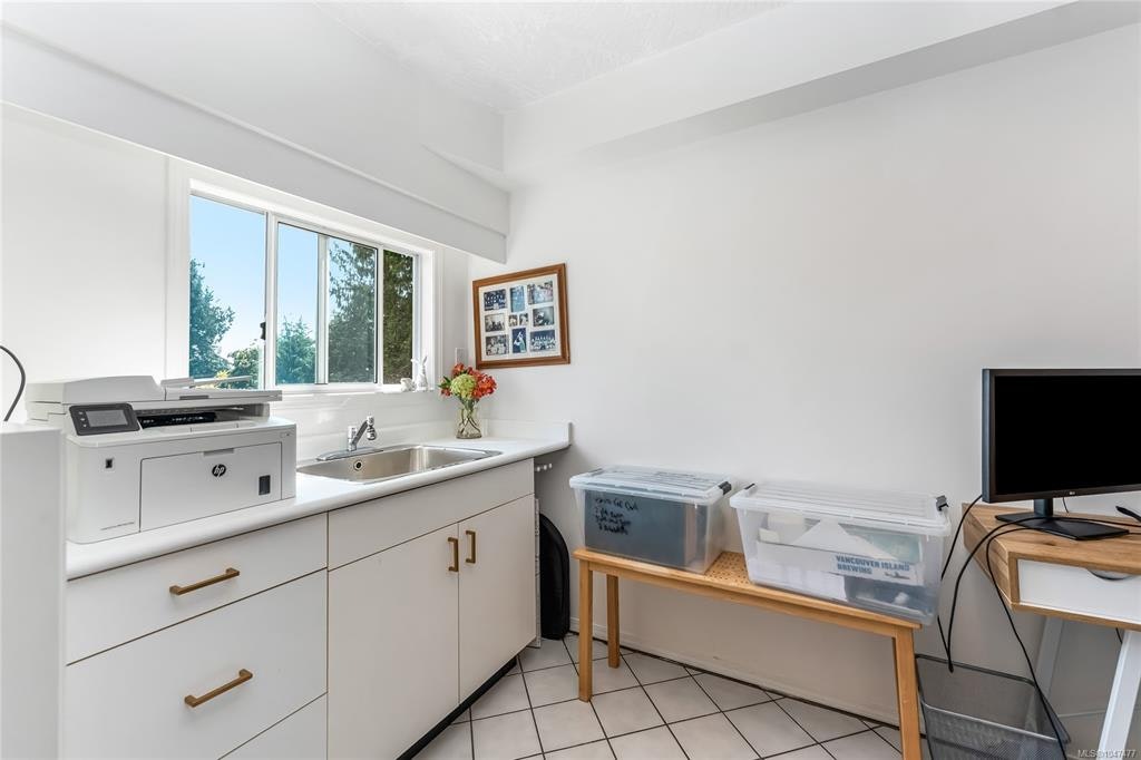 2146 Henlyn Drive, Sooke, BC, V9Z 0N5 - 37