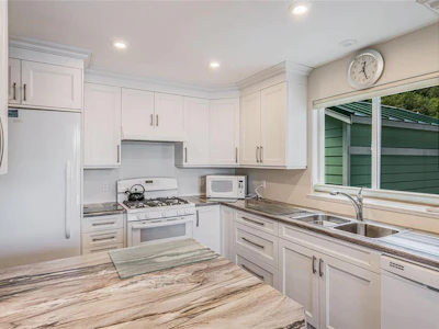2270 South Lake Road - 5