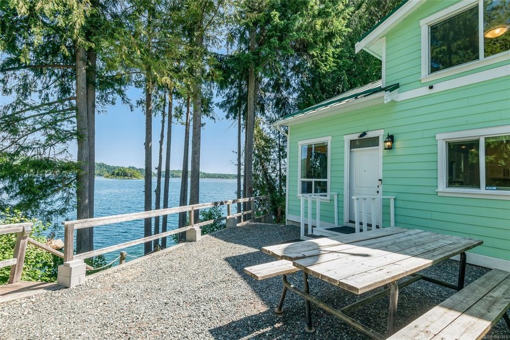 2270 South Lake Road, Qualicum Beach, BC, V9K 2L7 - 12