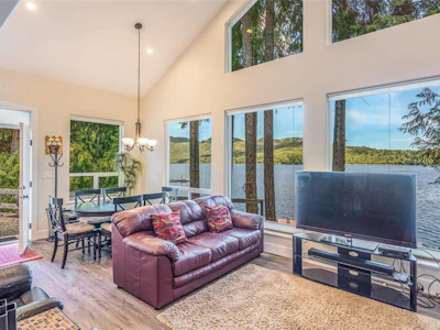 2270 South Lake Road - 4
