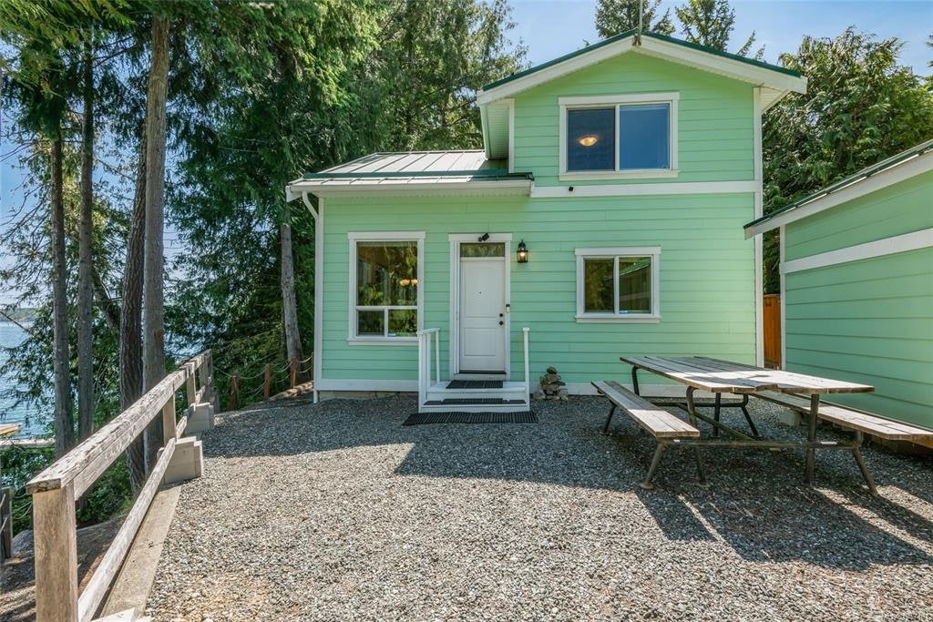 2270 South Lake Road, Qualicum Beach, BC, V9K 2L7 - 11
