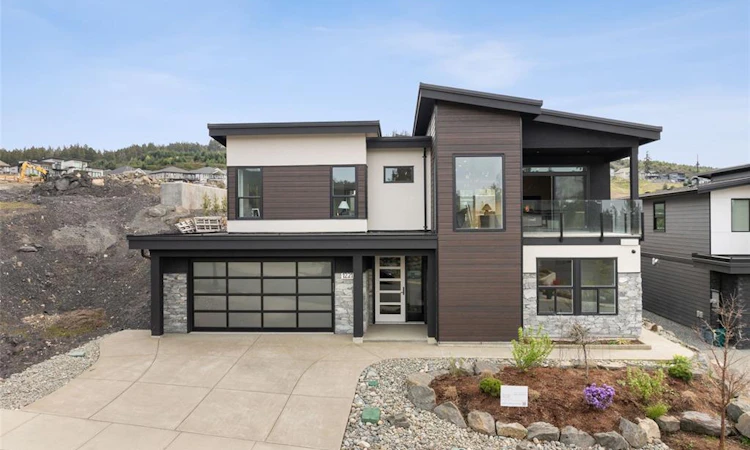 1221 Viewtop Road