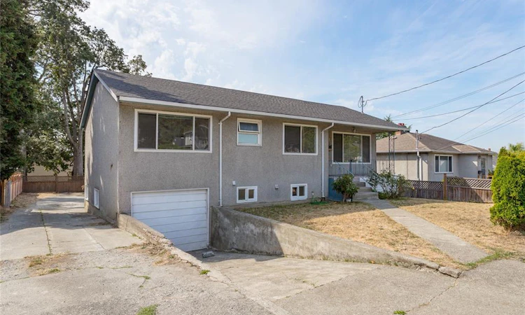 941 Mckenzie Avenue